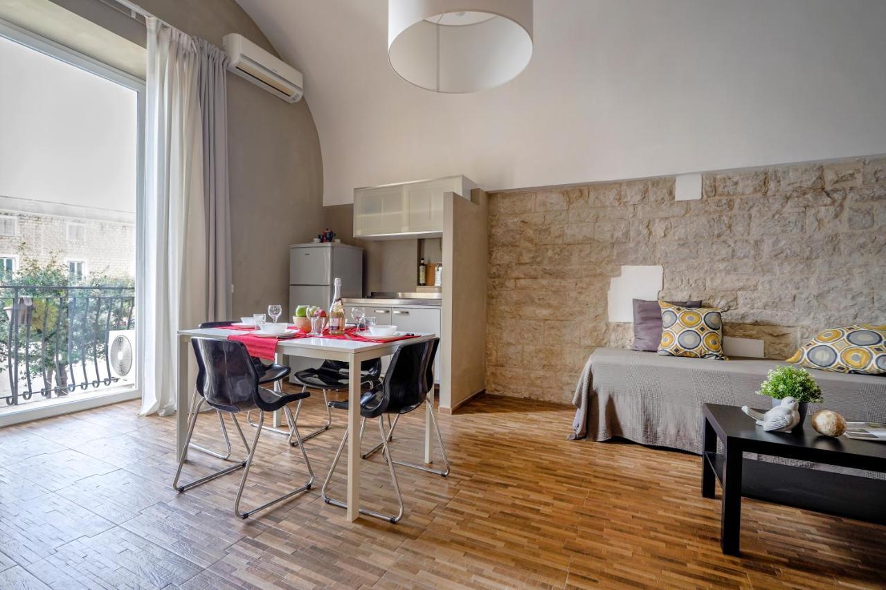 Winnili Apartments Трани Экстерьер фото